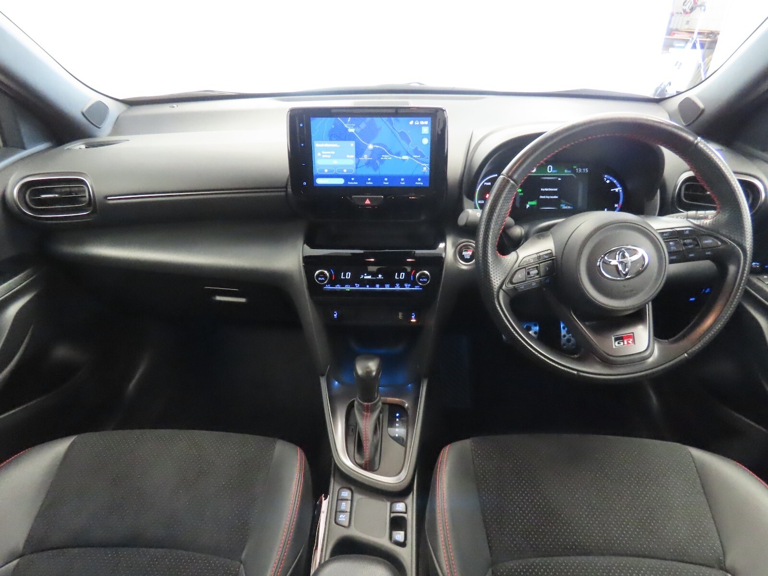 Used Toyota Yaris Cross 2023 for sale - 76276659: Photo 30