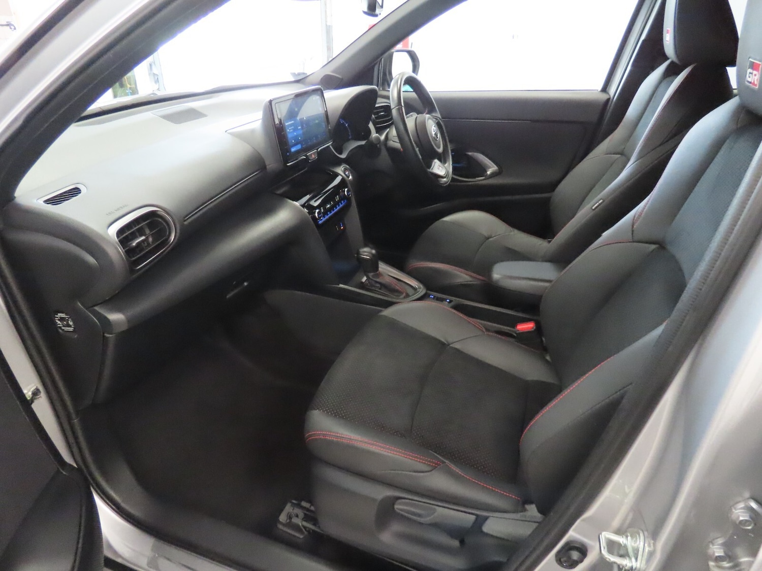 Used Toyota Yaris Cross 2023 for sale - 76276659: Photo 38