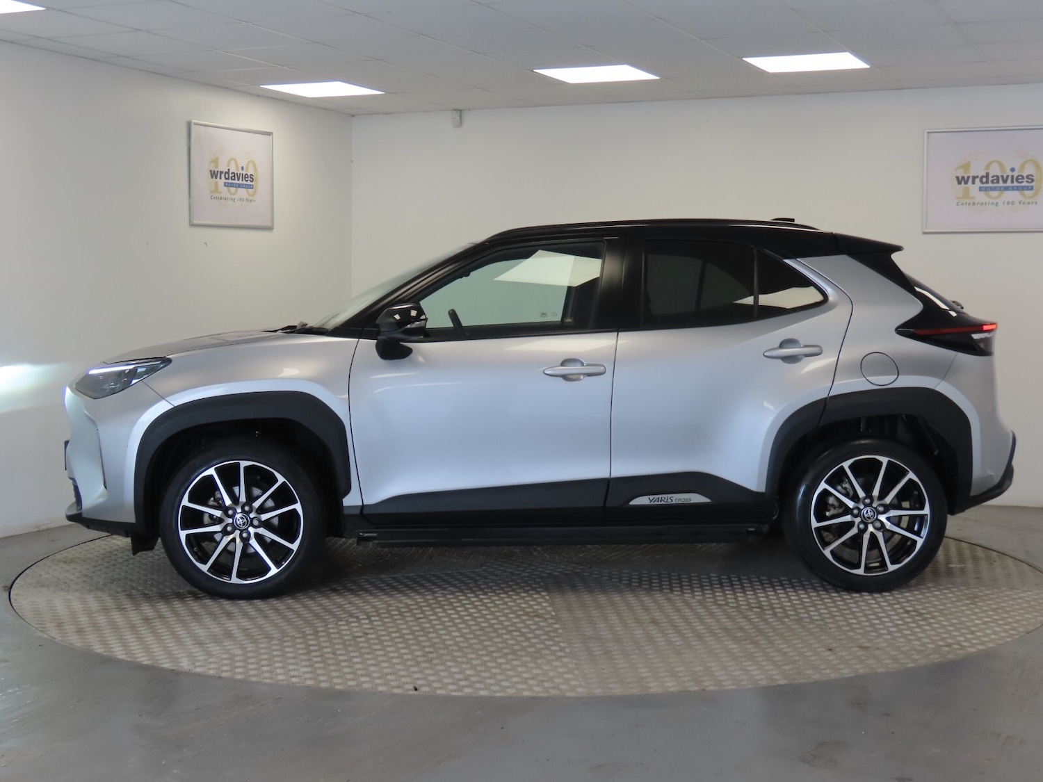 Used Toyota Yaris Cross 2023 for sale - 76276659: Photo 4