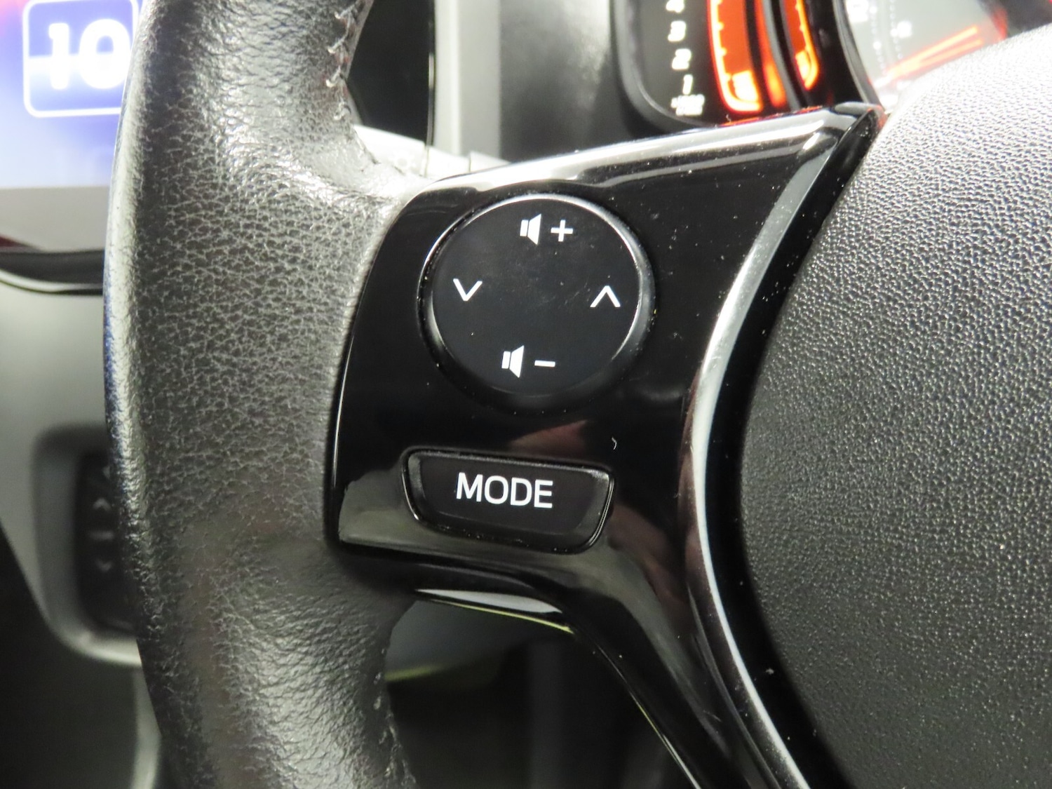 Used Toyota AYGO 2019 for sale - 77247925: Photo 19