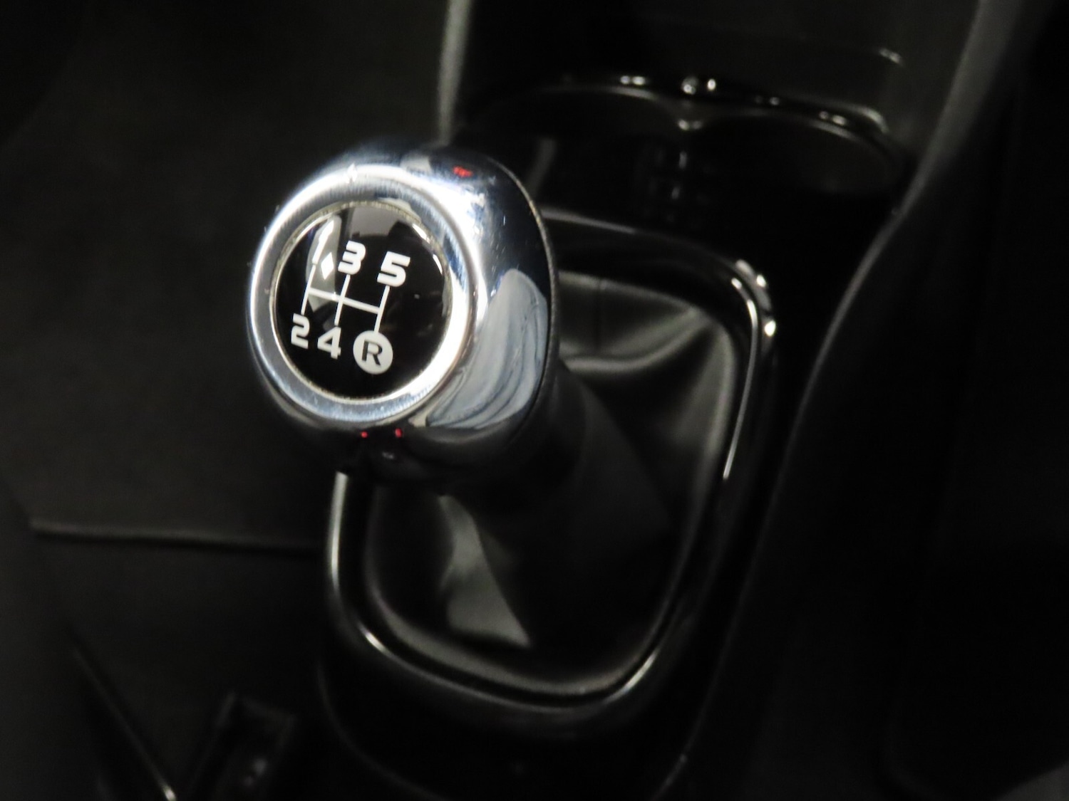 Used Toyota AYGO 2019 for sale - 77247925: Photo 24