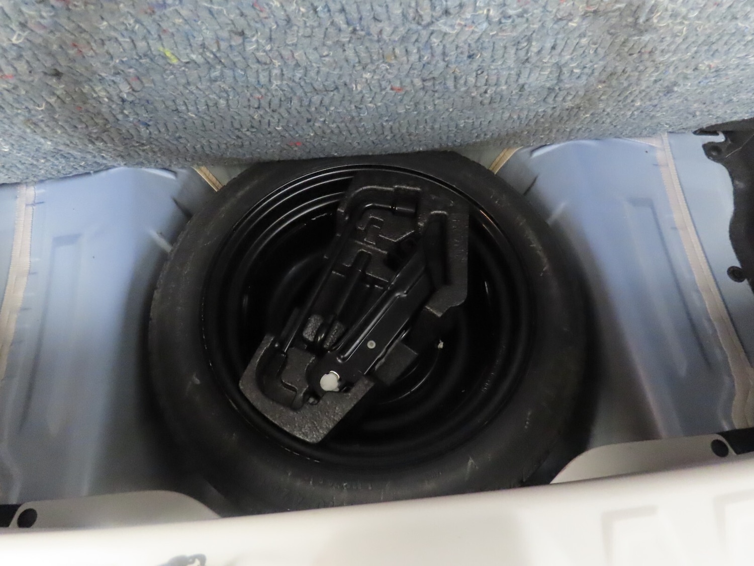 Used Toyota AYGO 2019 for sale - 77247925: Photo 33