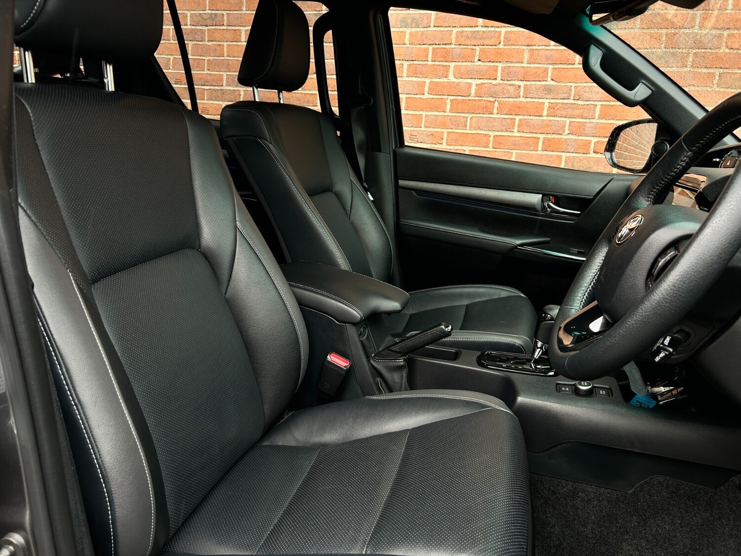 Used Toyota Hilux 2025 for sale - 77247935: Photo 23