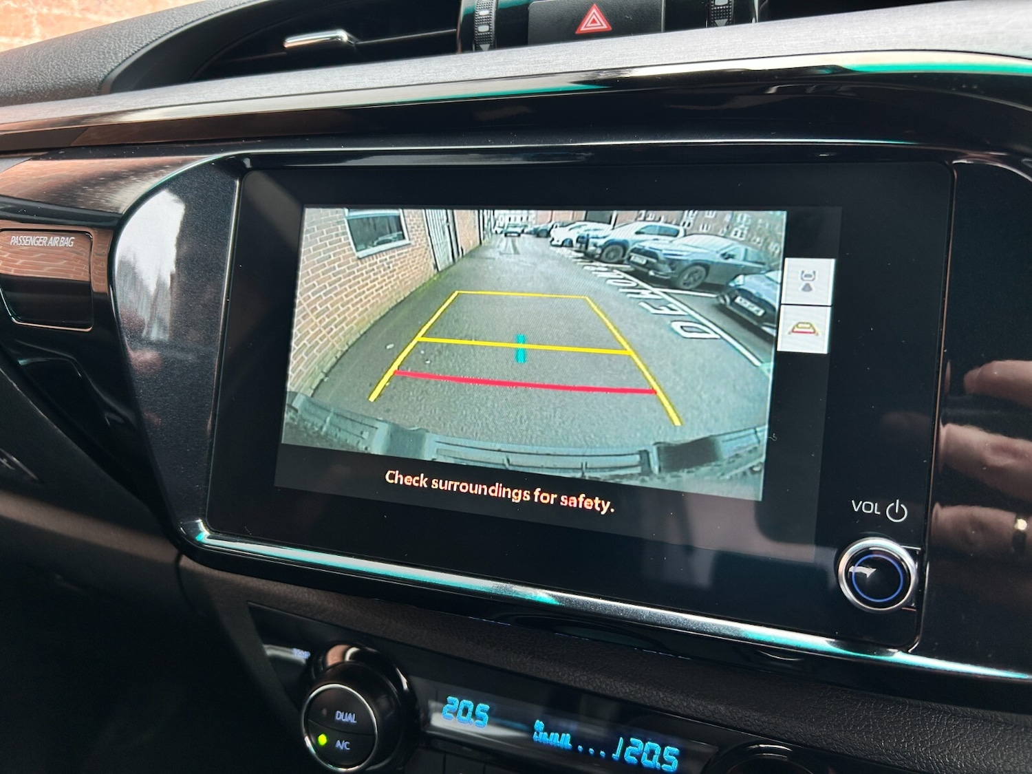 Used Toyota Hilux 2025 for sale - 77247935: Photo 27