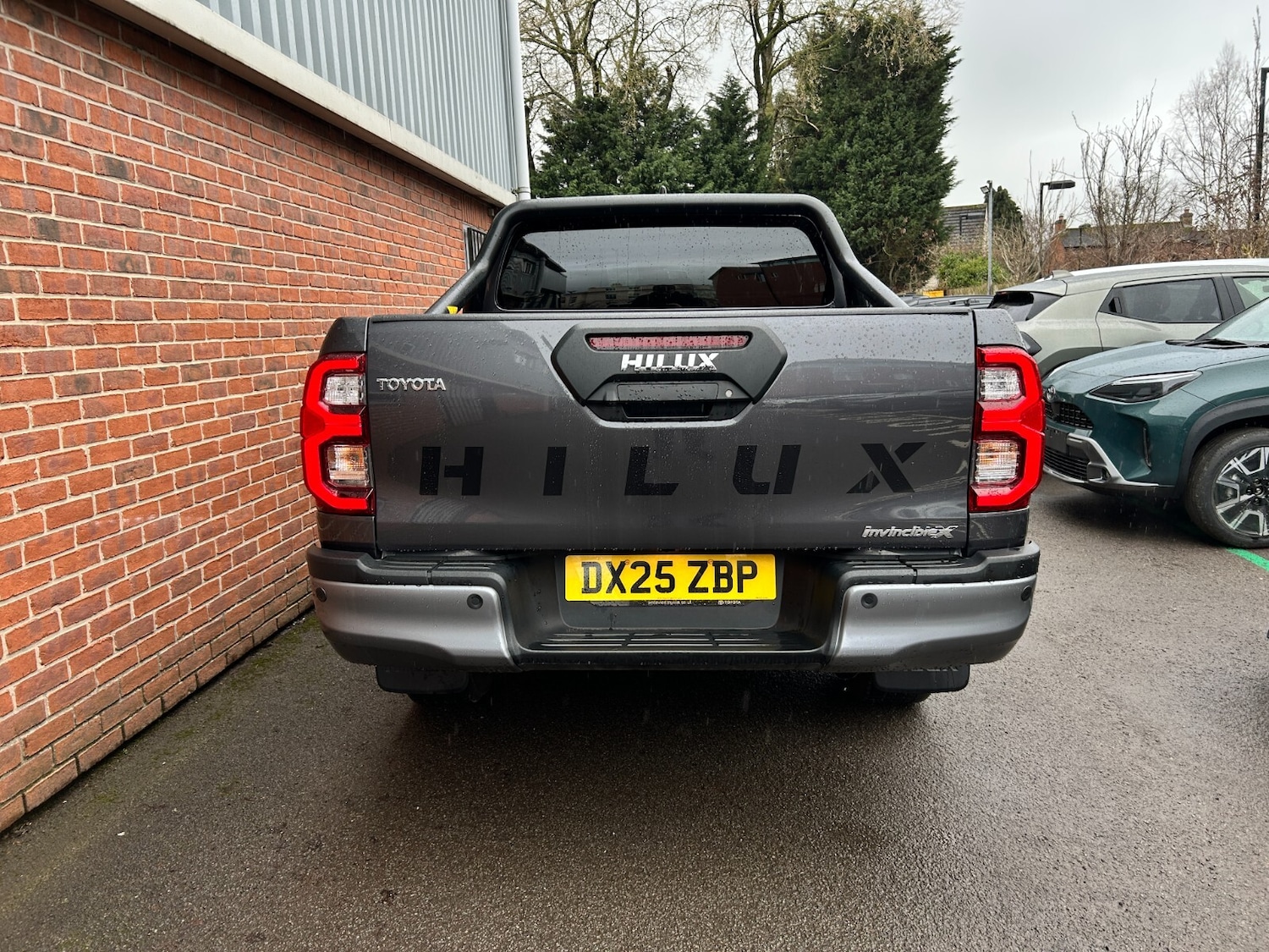 Used Toyota Hilux 2025 for sale - 77247935: Photo 5