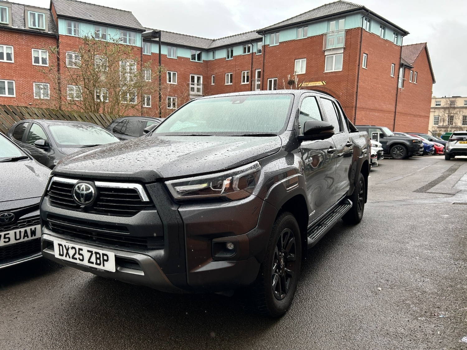 Used Toyota Hilux 2025 for sale - 77247935: Photo 8