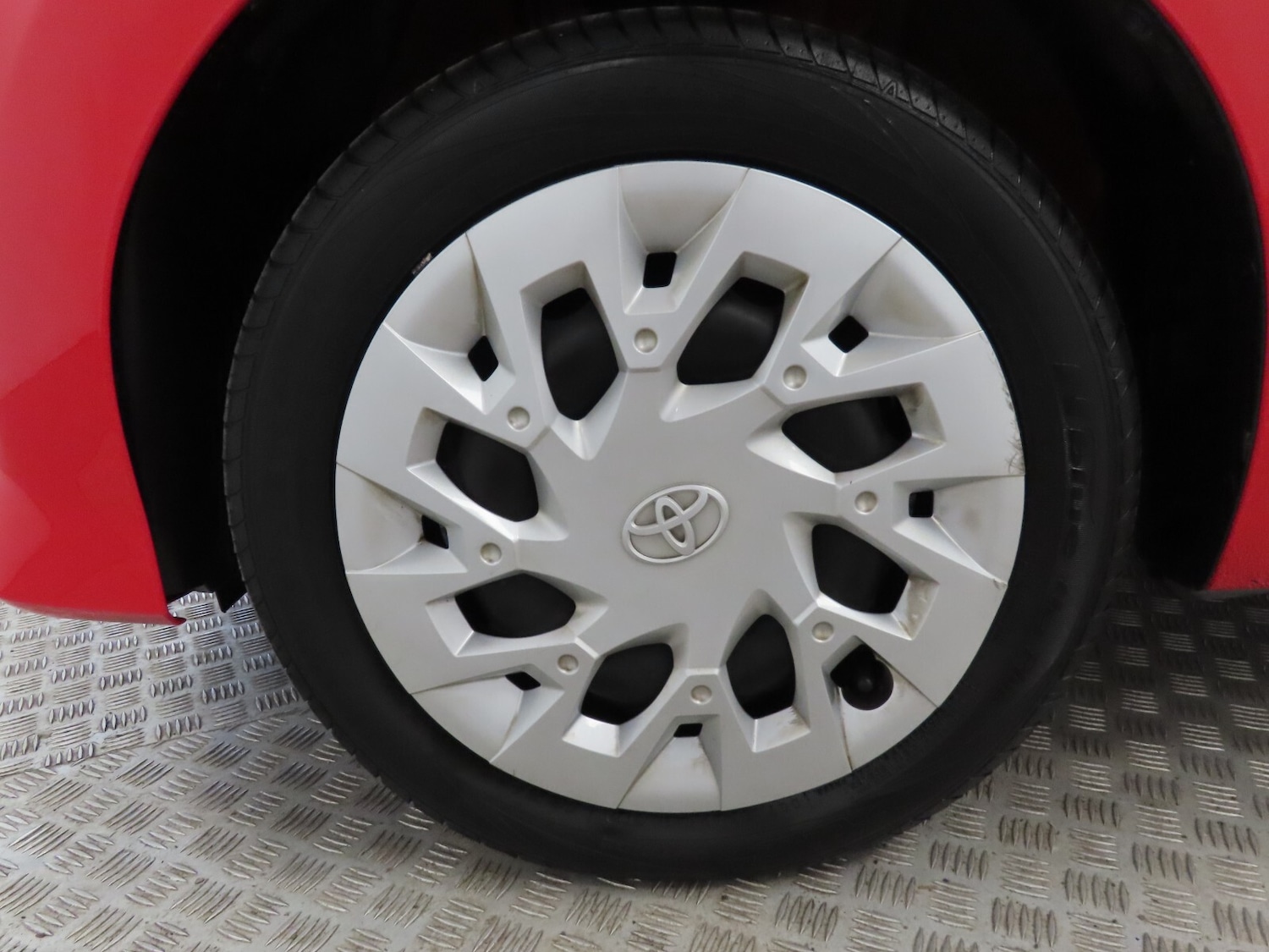 Used Toyota AYGO 2020 for sale - 76276595: Photo 13