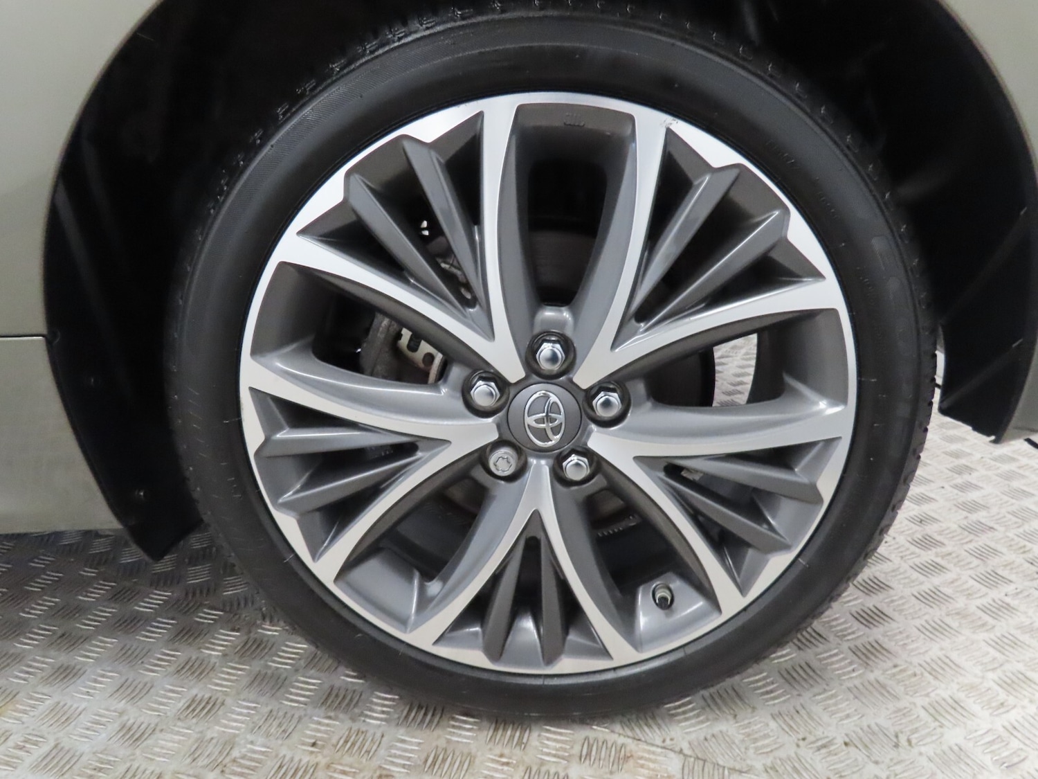 Used Toyota Yaris 2023 for sale - 77353806: Photo 12