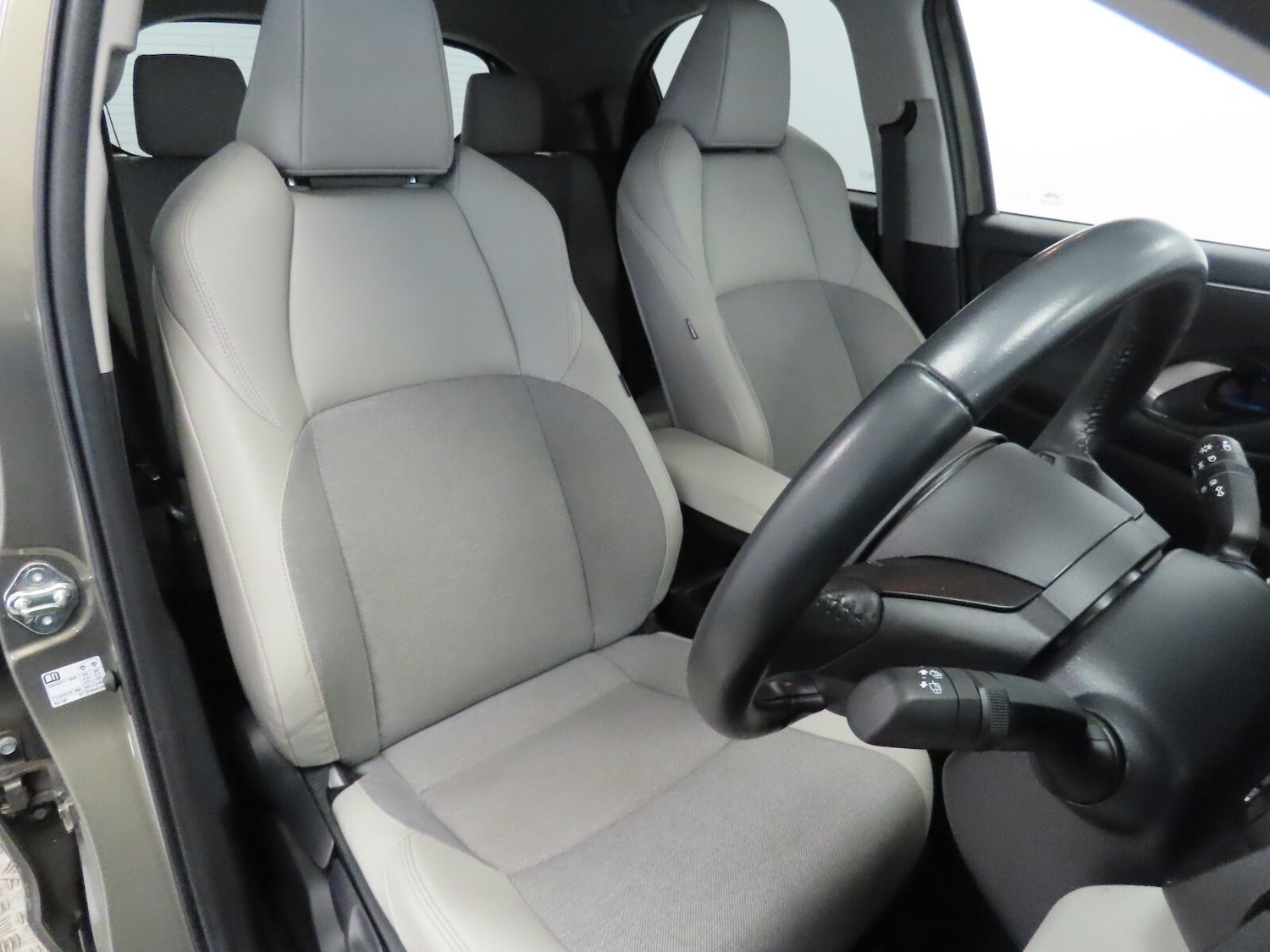 Used Toyota Yaris 2023 for sale - 77353806: Photo 16