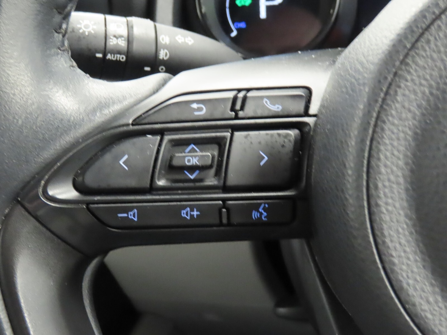 Used Toyota Yaris 2023 for sale - 77353806: Photo 20