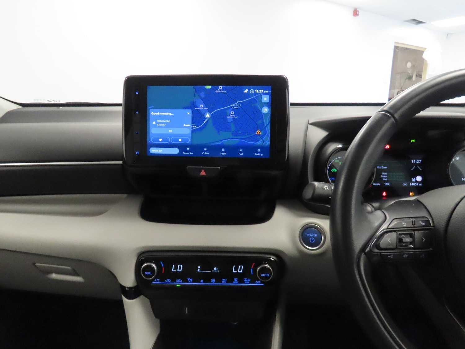 Used Toyota Yaris 2023 for sale - 77353806: Photo 24