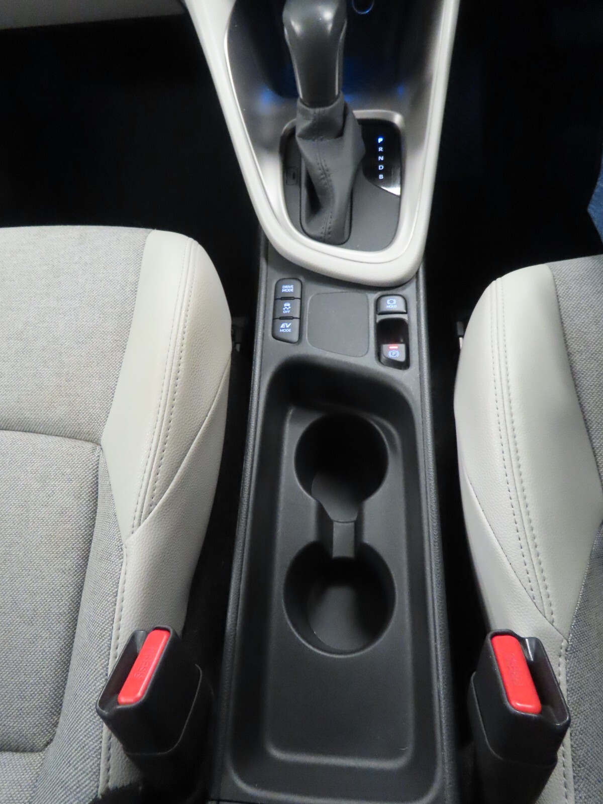 Used Toyota Yaris 2023 for sale - 77353806: Photo 28