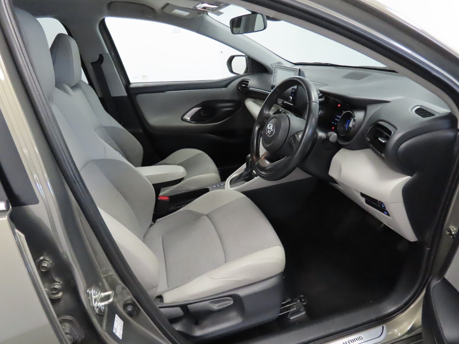 Used Toyota Yaris 2022 for sale - 76276593: Photo 15