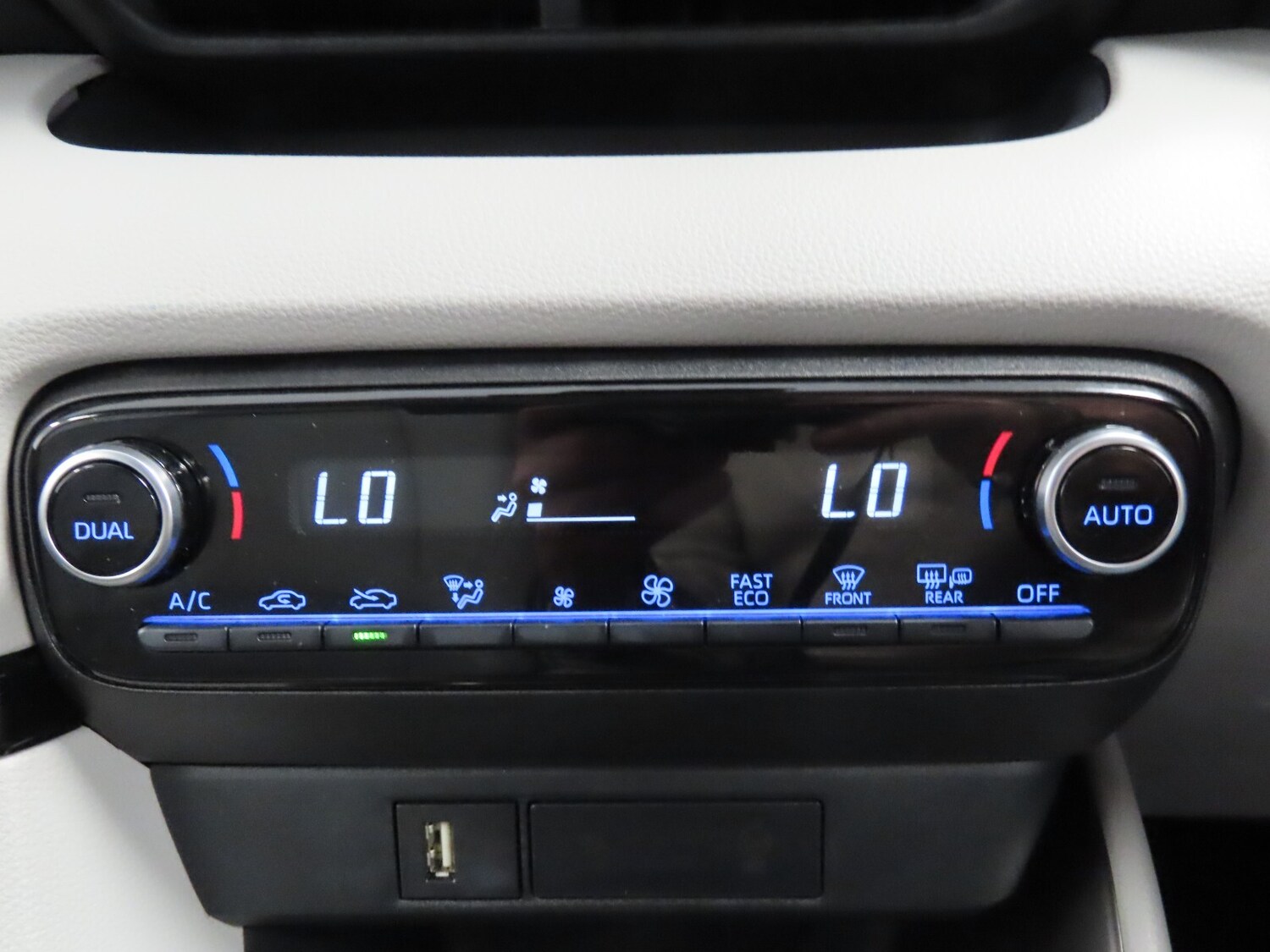 Used Toyota Yaris 2022 for sale - 76276593: Photo 23