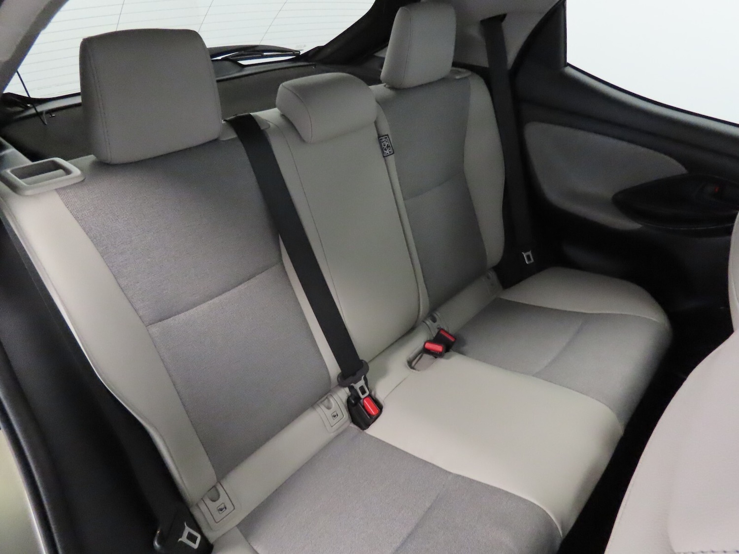 Used Toyota Yaris 2022 for sale - 76276593: Photo 31