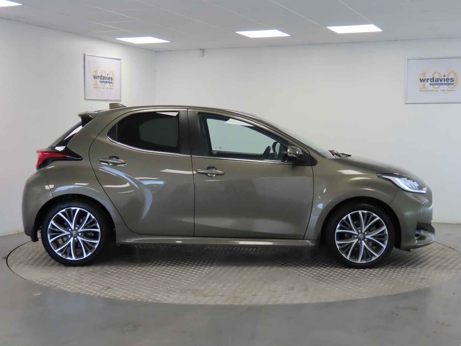 Used Toyota Yaris 2022 for sale - 76276593: Photo 8