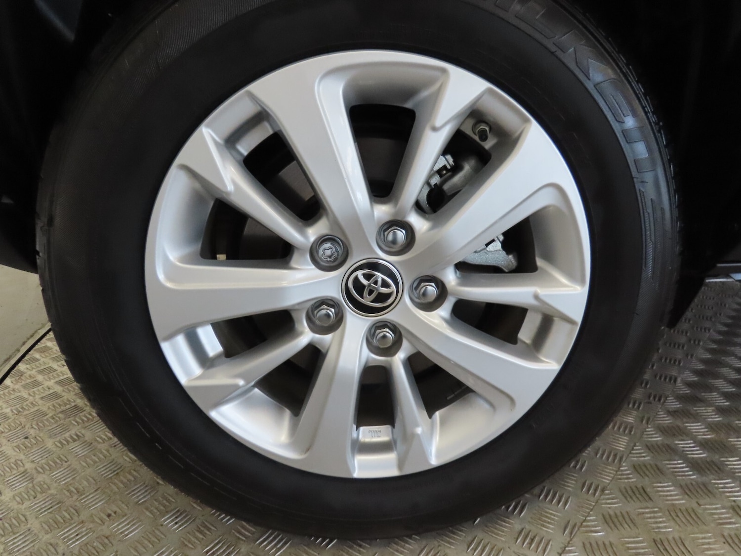 Used Toyota Yaris Cross 2024 for sale - 76276154: Photo 11