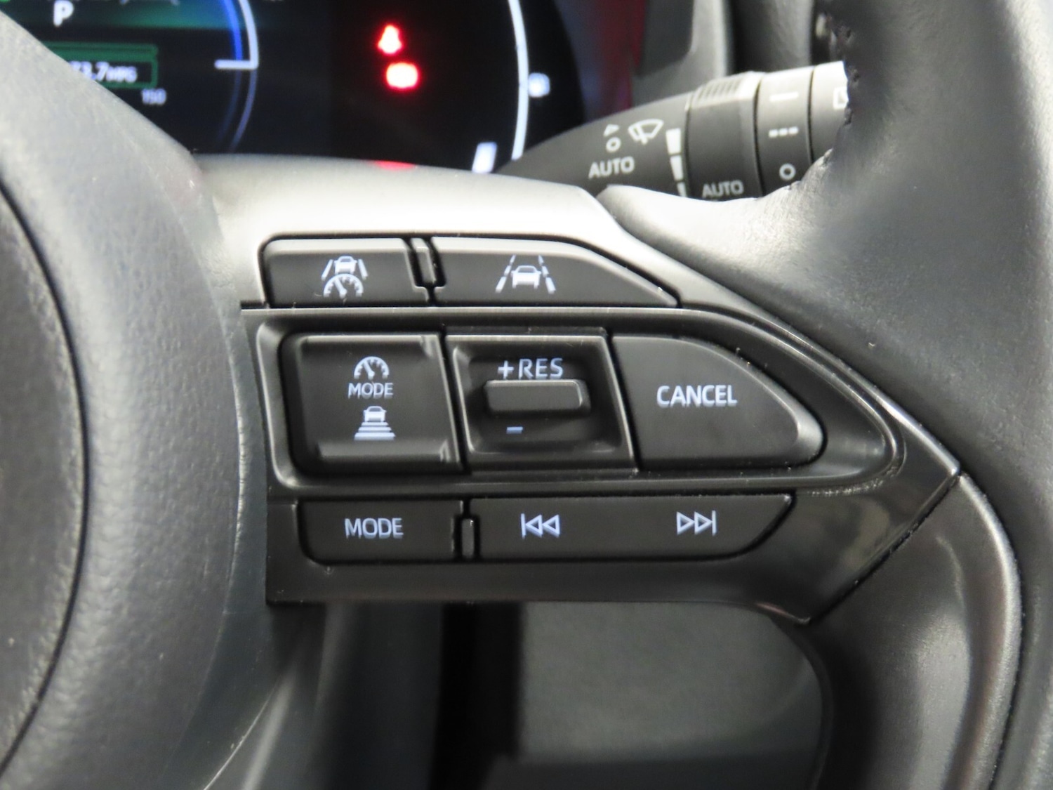 Used Toyota Yaris Cross 2024 for sale - 76276154: Photo 19