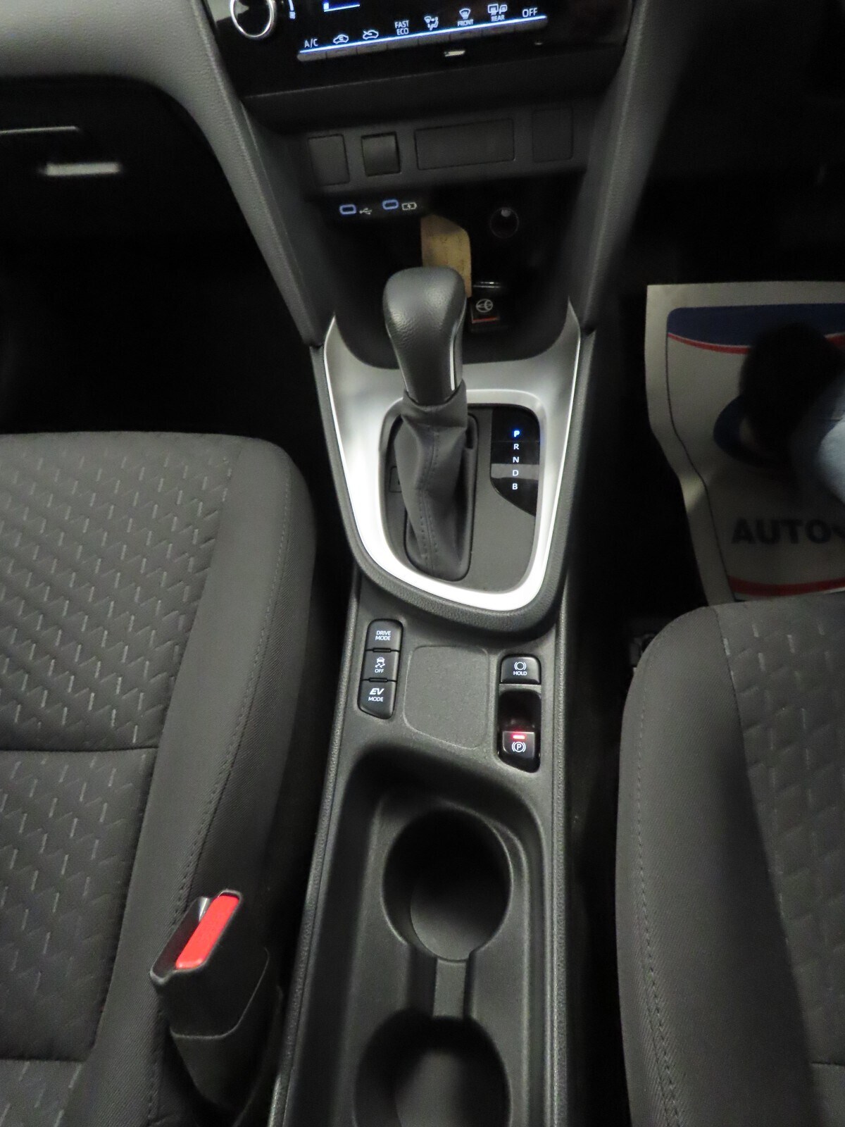 Used Toyota Yaris Cross 2024 for sale - 76276154: Photo 28