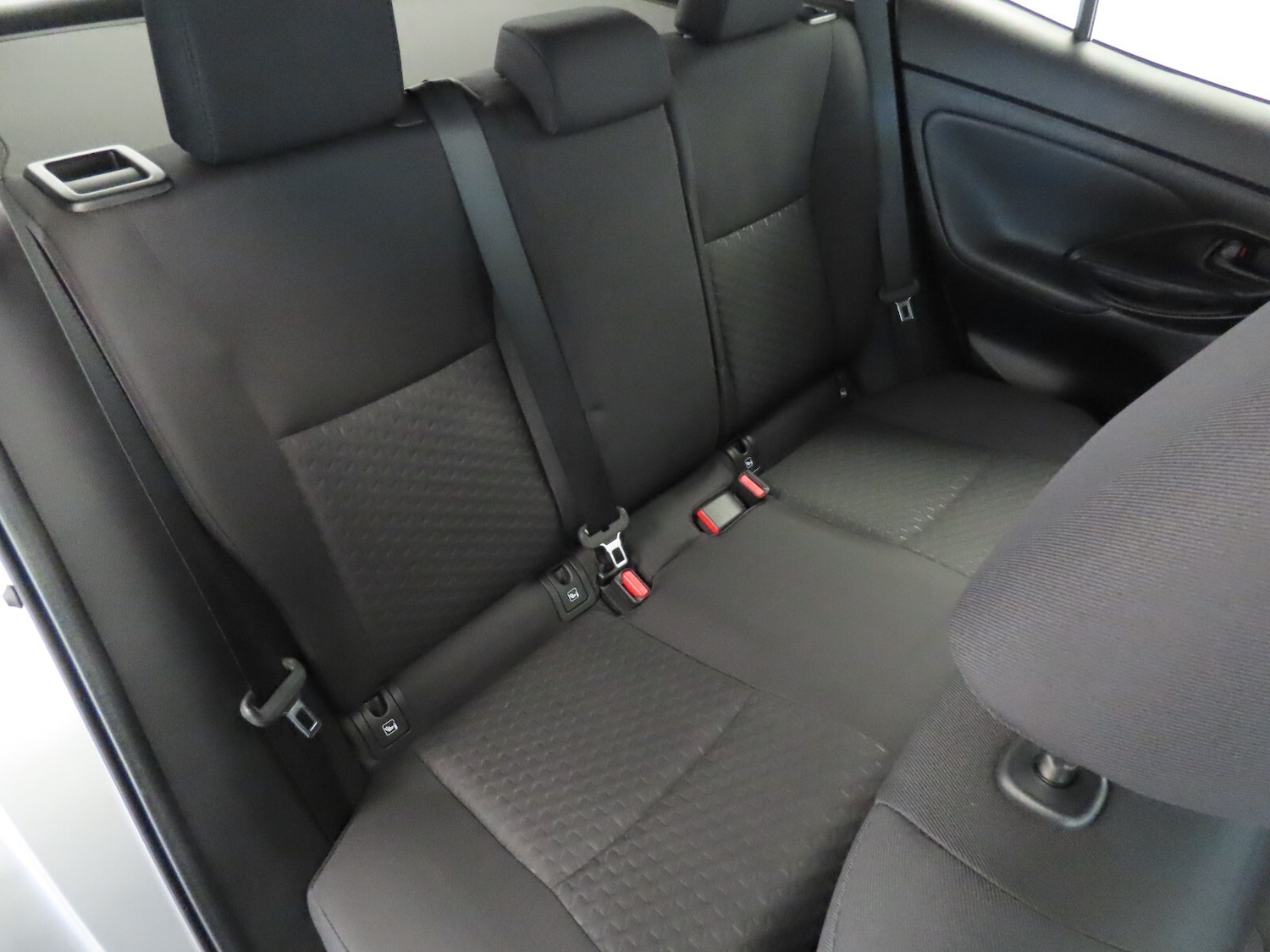 Used Toyota Yaris Cross 2024 for sale - 76276154: Photo 32