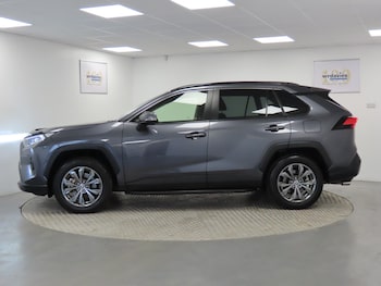 Used Toyota RAV4 2023 for sale - 76276144: Photo