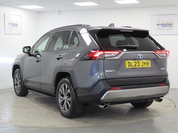 Used Toyota RAV4 2023 for sale - 76276144: Photo