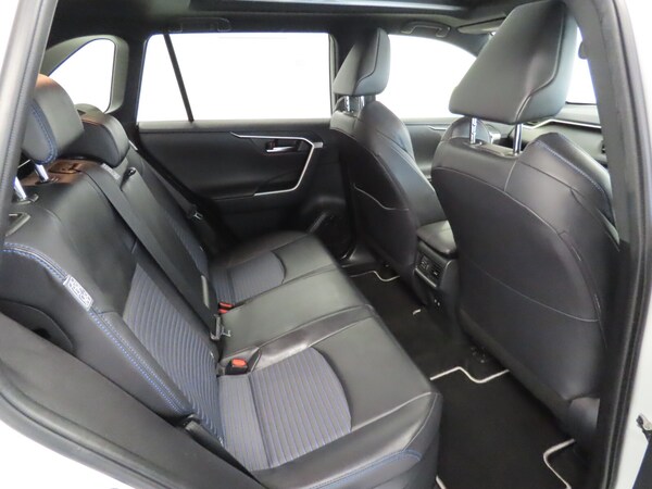 Used Toyota RAV4 2020 for sale - 76276571: Photo 36