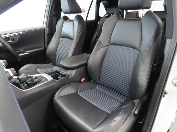 Used Toyota RAV4 2020 for sale - 76276571: Photo 44