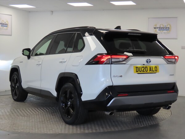 Used Toyota RAV4 2020 for sale - 76276571: Photo 5