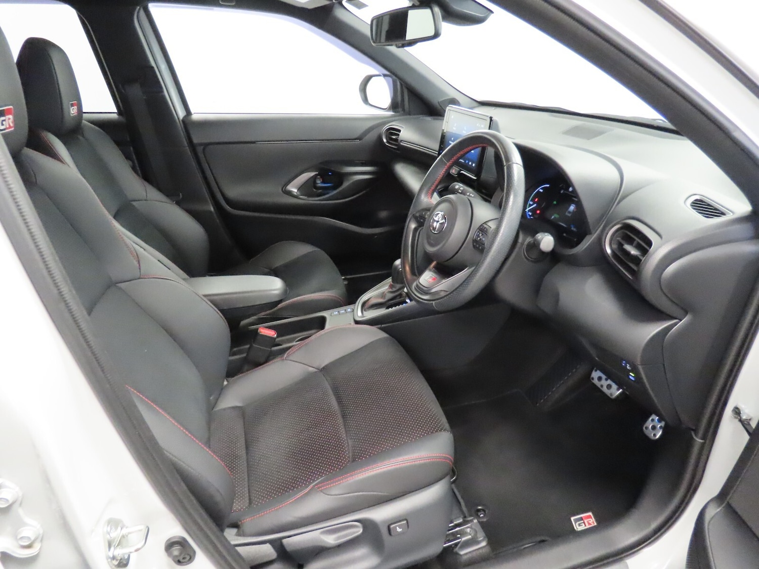 Used Toyota Yaris Cross 2022 for sale - 76276542: Photo 15