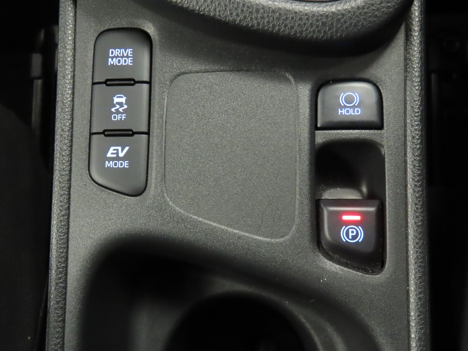 Used Toyota Yaris Cross 2022 for sale - 76276542: Photo 28