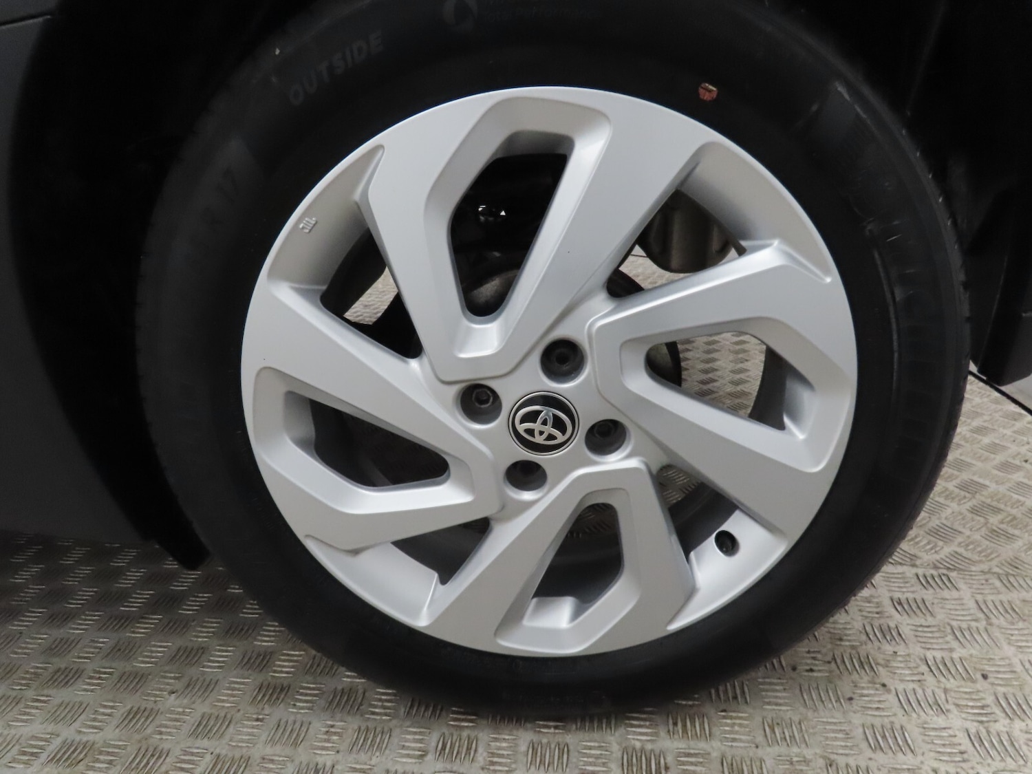 Used Toyota Aygo X 2023 for sale - 77499673: Photo 12