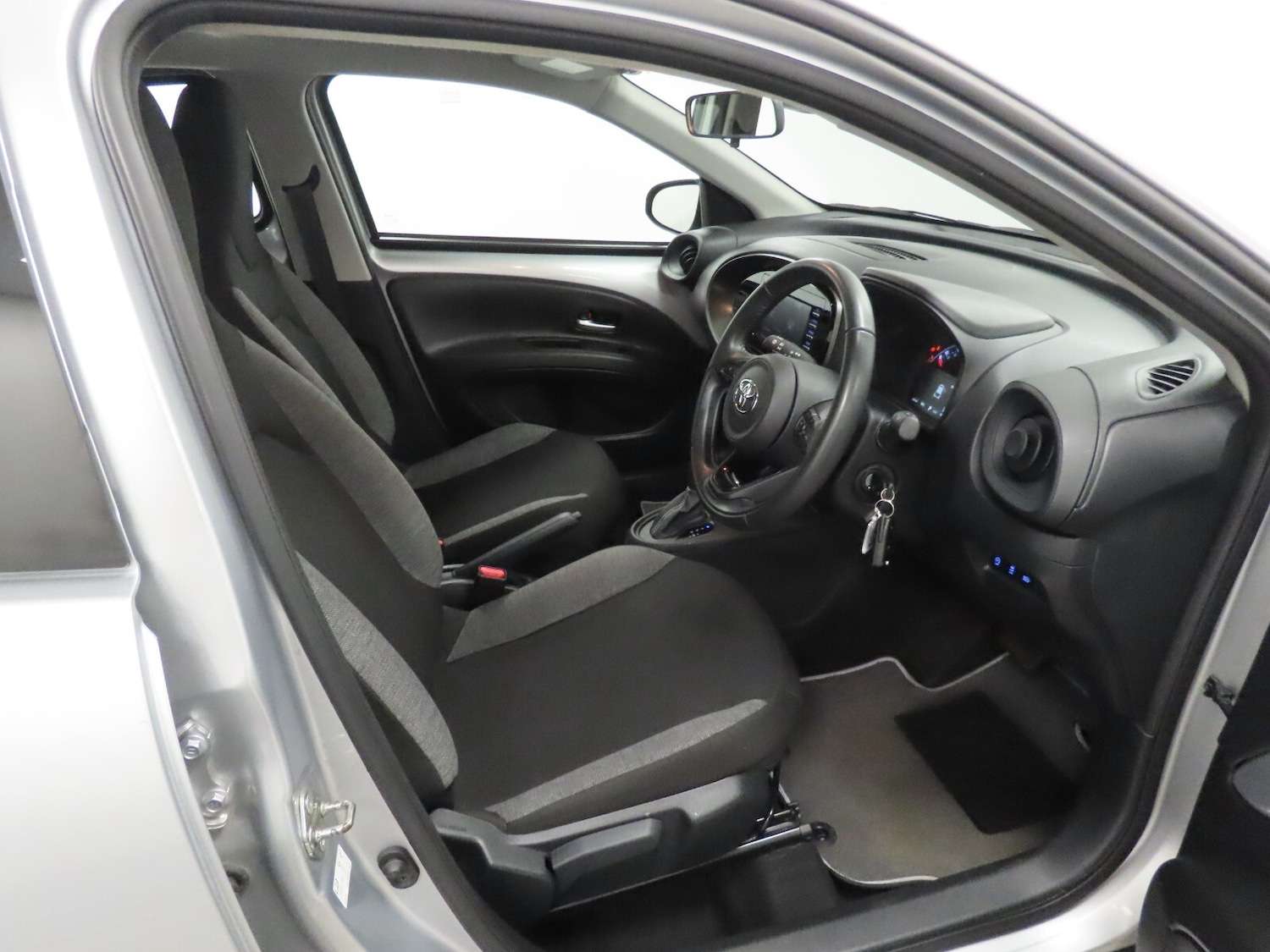 Used Toyota Aygo X 2023 for sale - 77499673: Photo 14