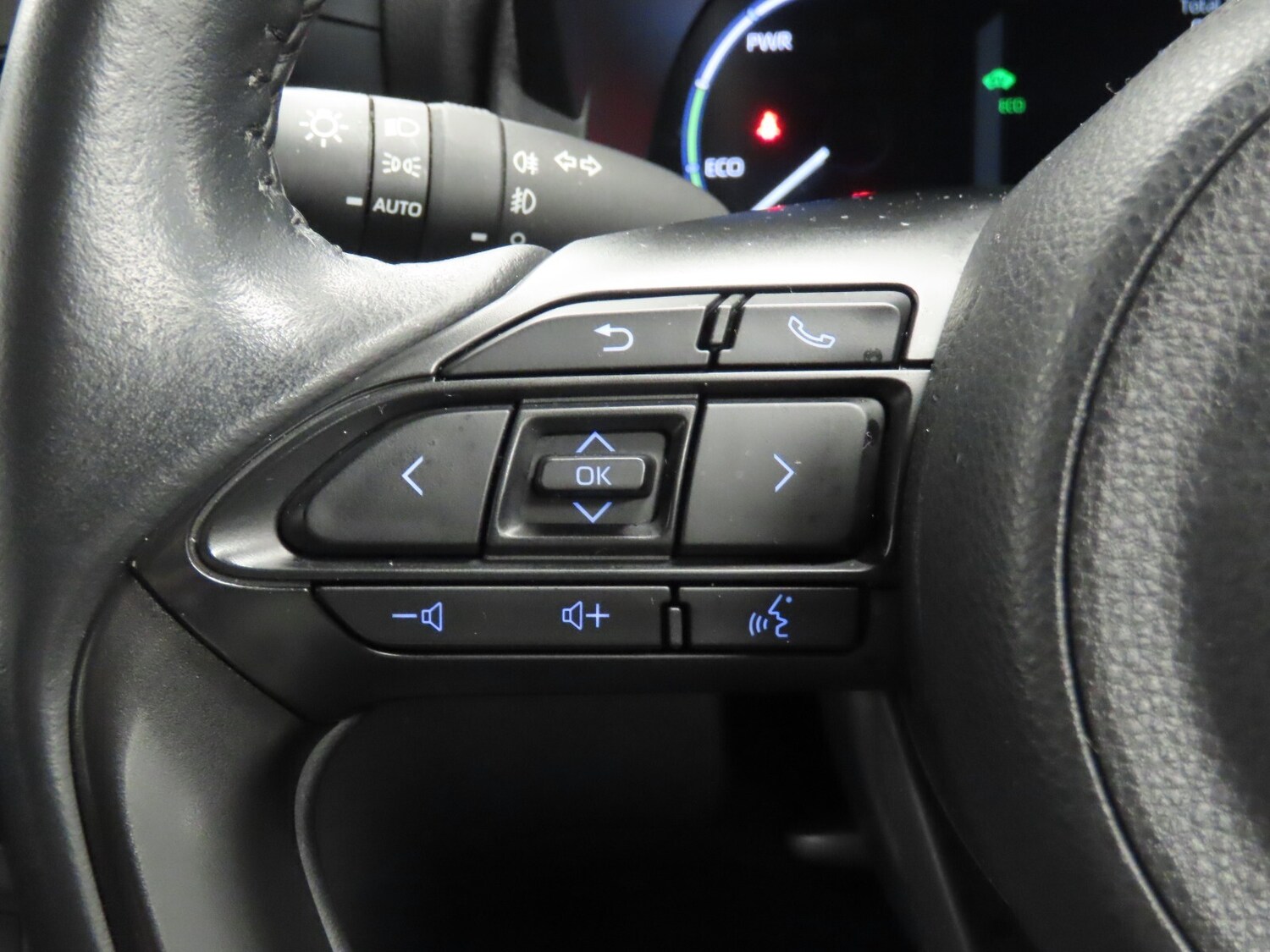 Used Toyota Yaris Cross 2022 for sale - 76533986: Photo 20