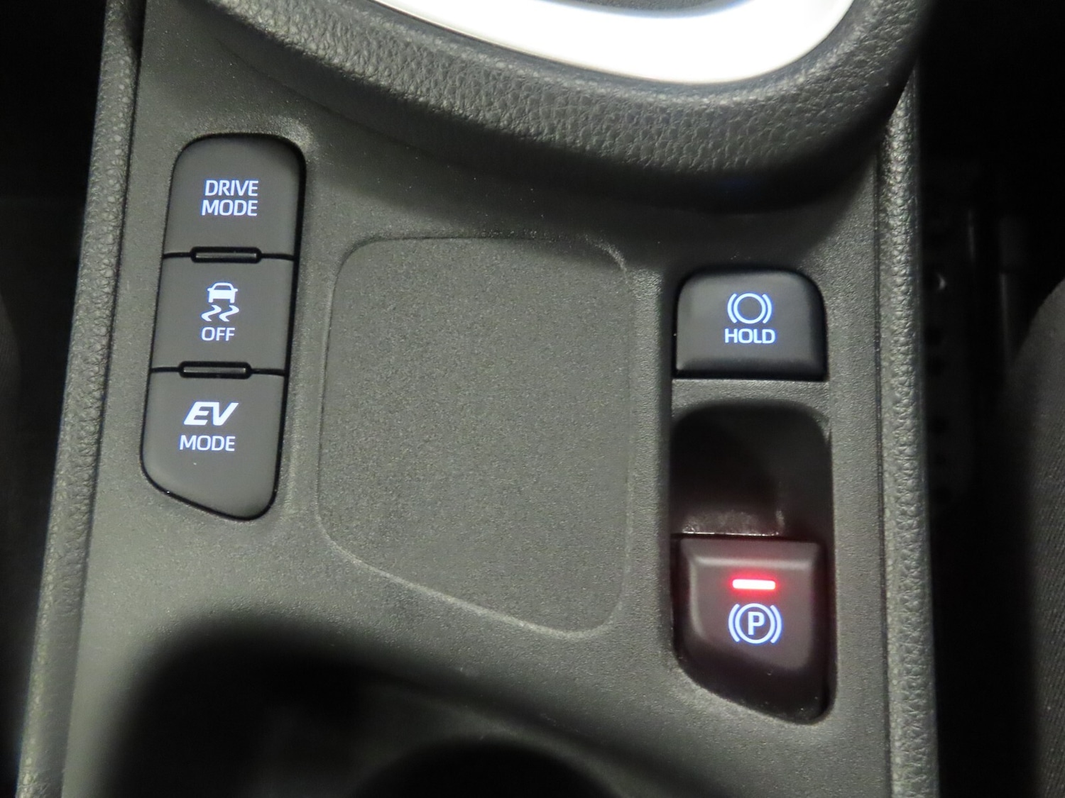 Used Toyota Yaris Cross 2022 for sale - 76534004: Photo 27