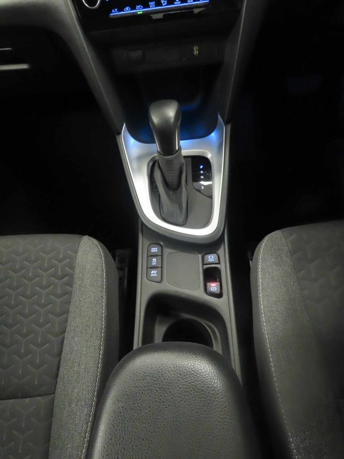 Used Toyota Yaris Cross 2022 for sale - 76534004: Photo 28