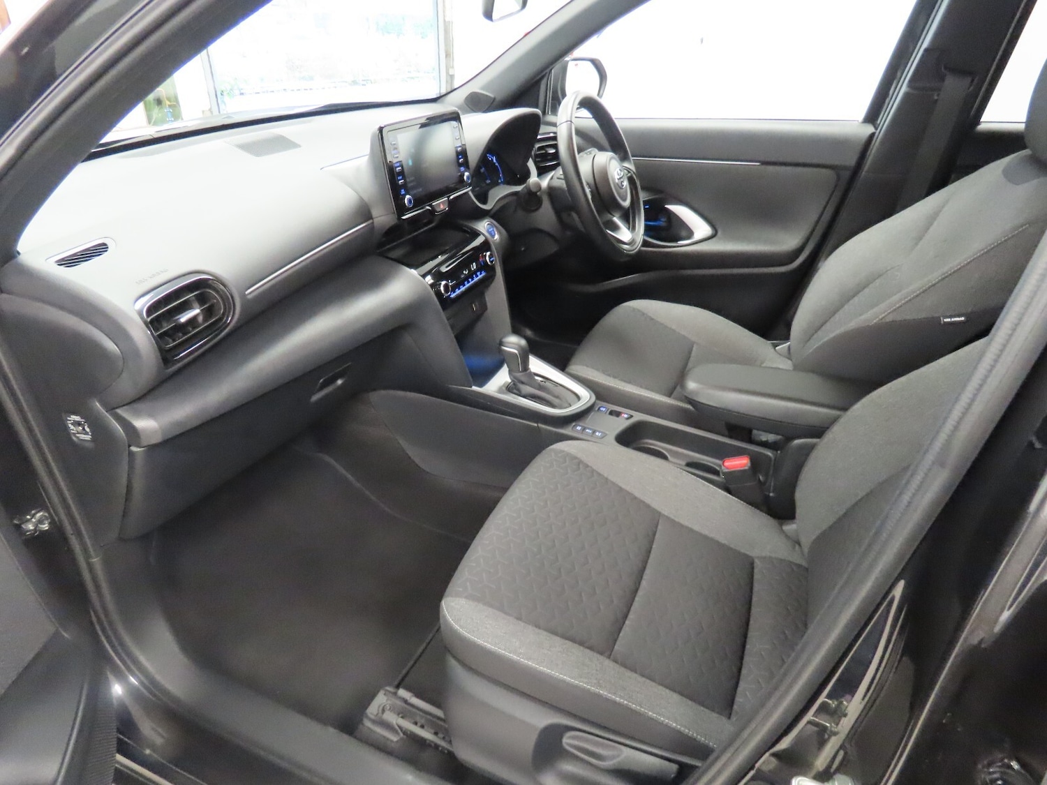 Used Toyota Yaris Cross 2022 for sale - 76534004: Photo 37