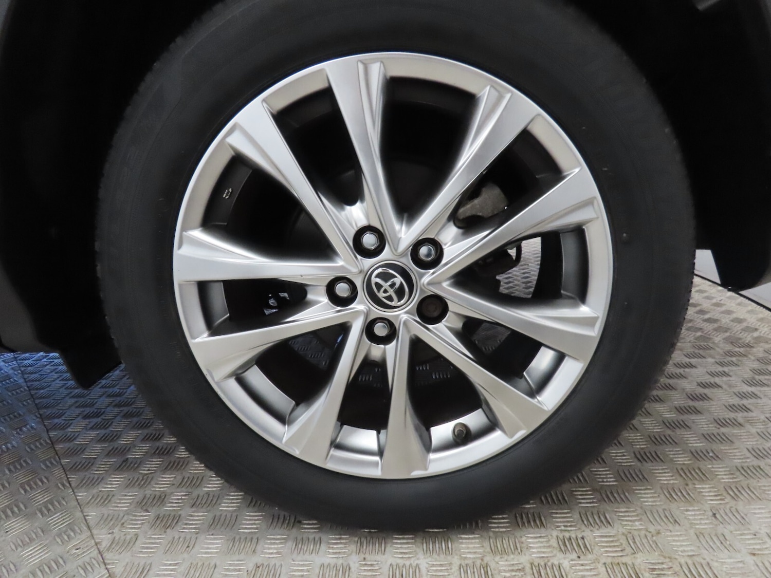 Used Toyota RAV4 2016 for sale - 77339291: Photo 12