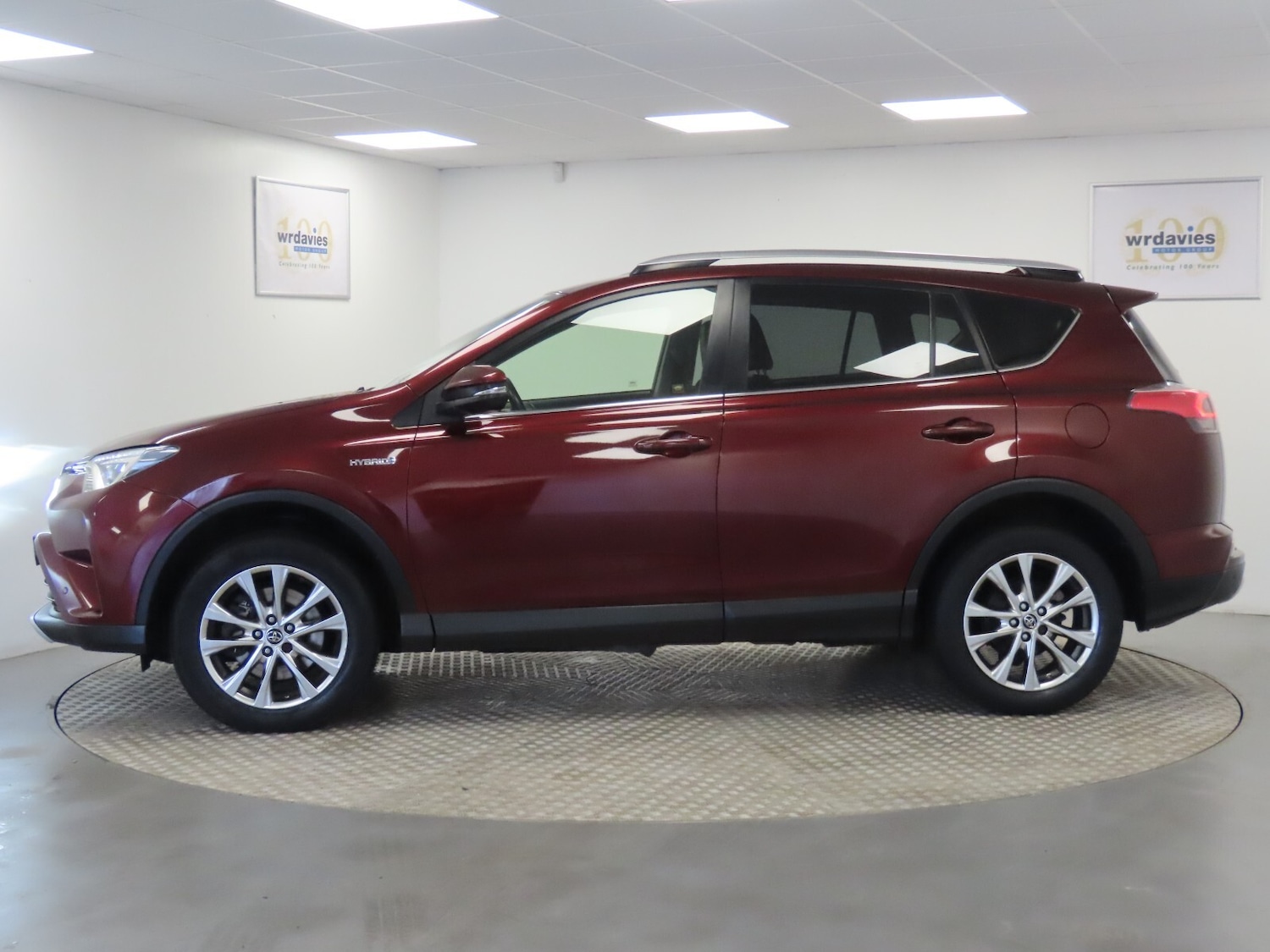 Used Toyota RAV4 2016 for sale - 77339291: Photo 4