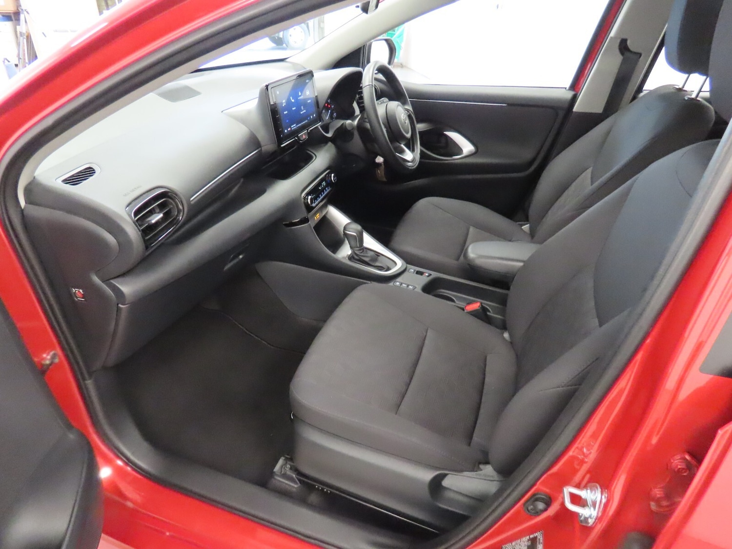 Used Toyota Yaris 2025 for sale - 76321923: Photo 39