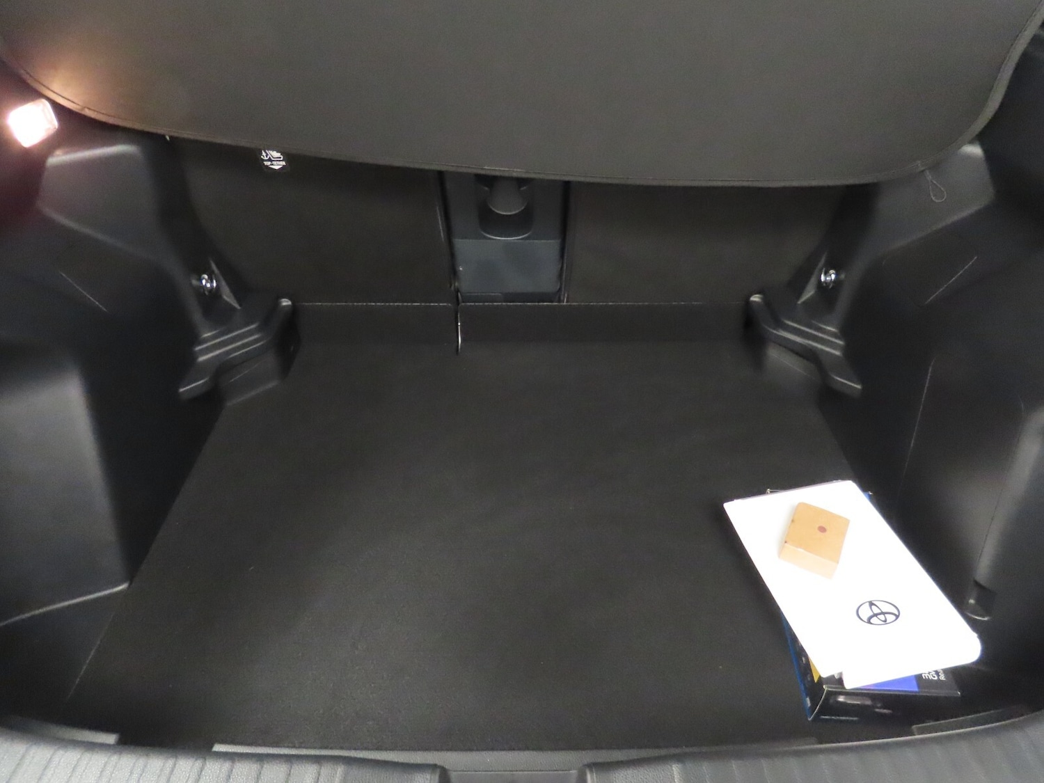 Used Toyota Yaris Cross 2024 for sale - 76984102: Photo 33