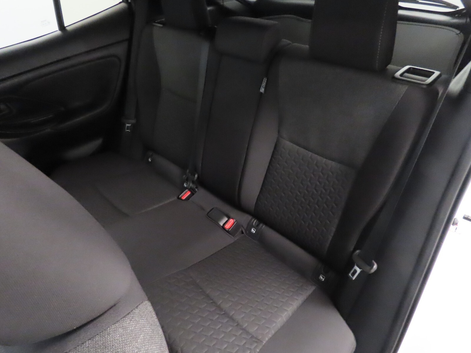 Used Toyota Yaris Cross 2024 for sale - 76984102: Photo 36