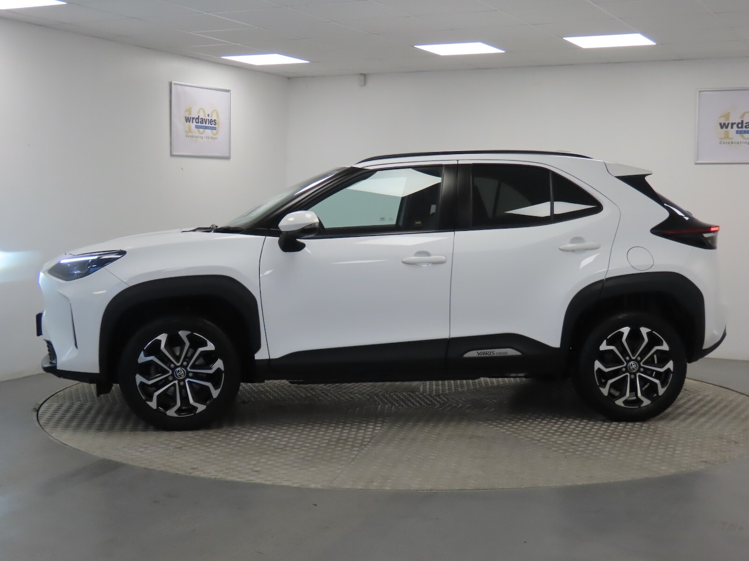 Used Toyota Yaris Cross 2024 for sale - 76984102: Photo 4