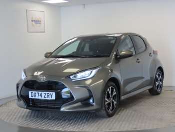 Used Toyota Yaris 2024 for sale - 74540381: Photo