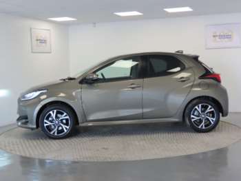 Used Toyota Yaris 2024 for sale - 74540381: Photo