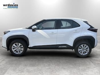 Used Toyota Yaris Cross 2023 for sale - 79485020: Photo