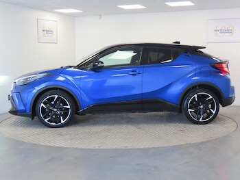 Used Toyota C-HR 2022 for sale - 75395955: Photo