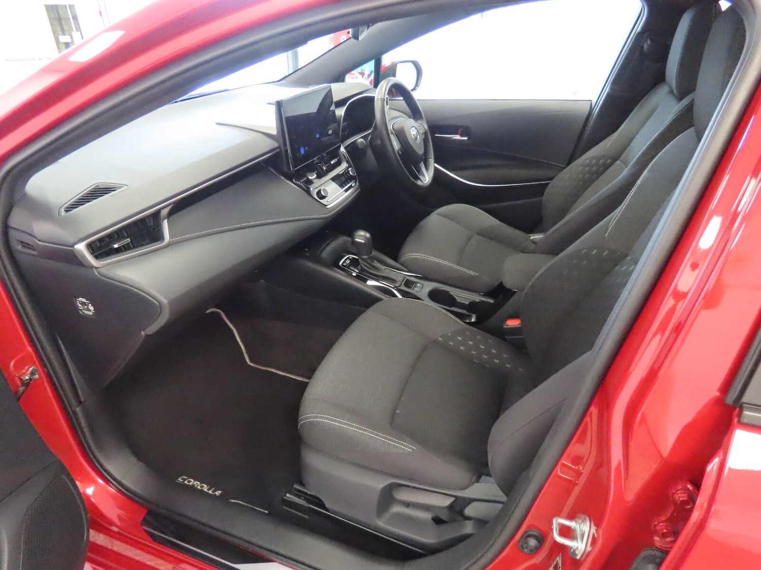 Used Toyota Corolla 2024 for sale - 76276798: Photo 39