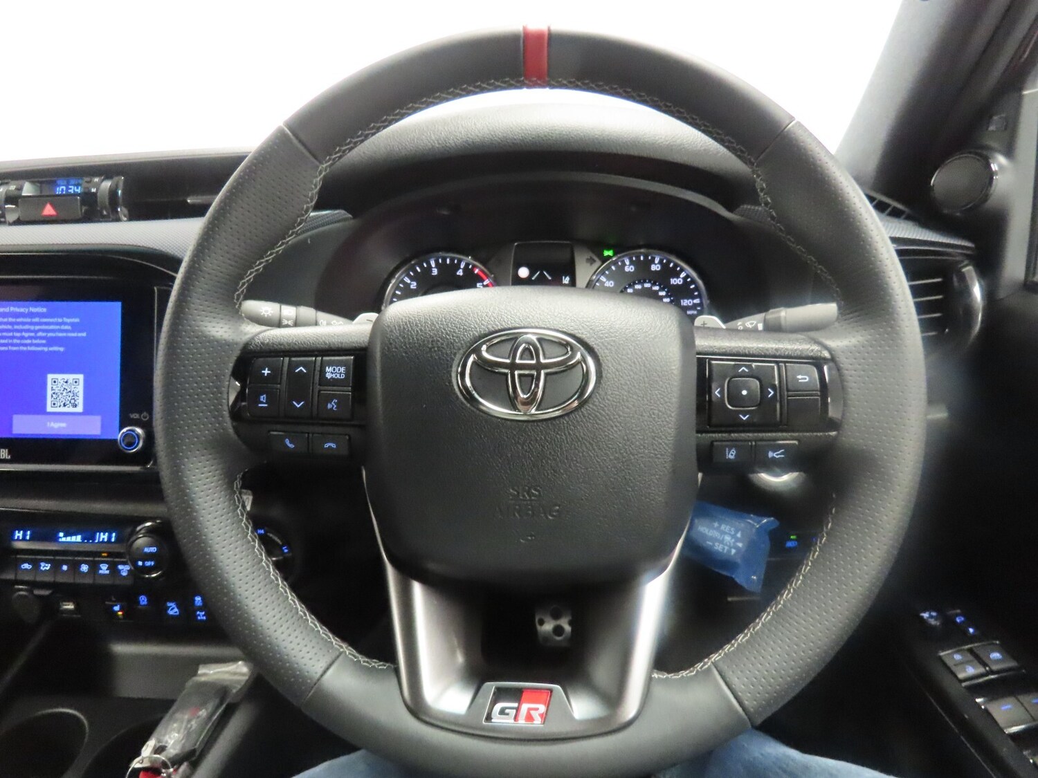 Used Toyota Hilux 2025 for sale - 77178096: Photo 16