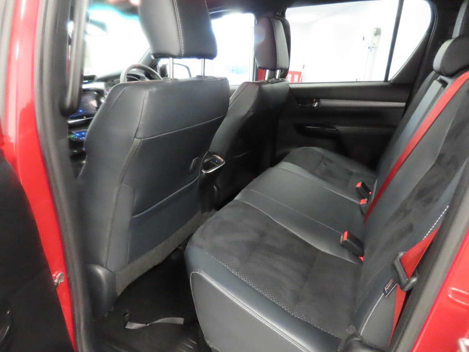 Used Toyota Hilux 2025 for sale - 77178096: Photo 33